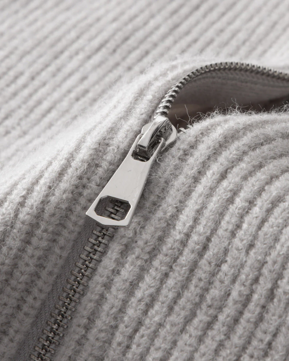 Cardigan Zippé en Laine Mérinos Quatre Saisons