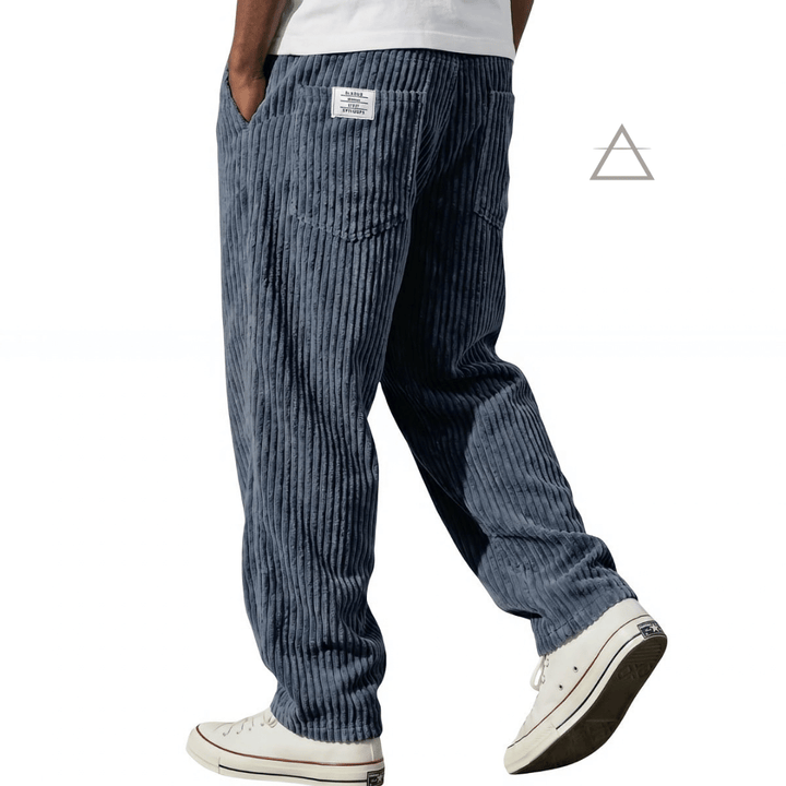 Pantalon Jules pour homme en velours côtelé Bleu ardoise, à coupe ample et taille élastiquée avec cordon de serrage.⠋