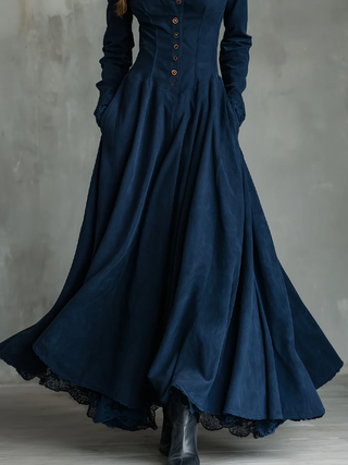 Robe maxi en faux suède bleu foncé gothique avec col chemise bordé de dentelle